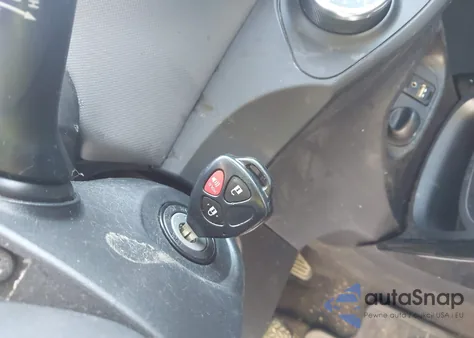 2015 Toyota Yaris Se из США, поврежденный, VIN VNKKTUD33FA017784